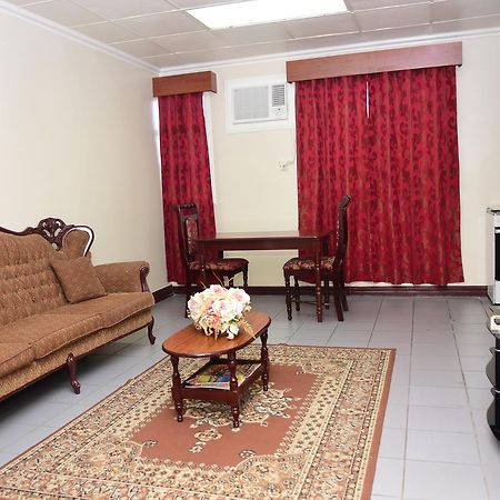 Regency Suites Hotel ジョージタウン エクステリア 写真
